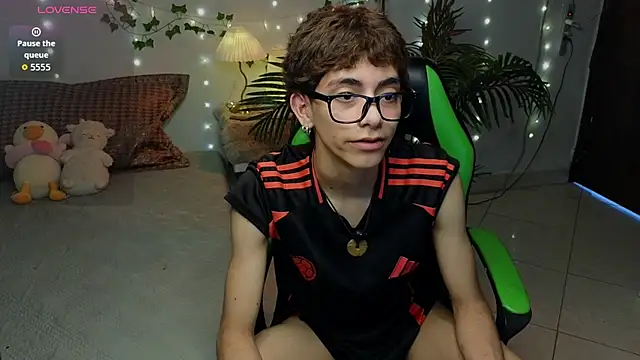 Matty Sparkk online show from April 12, 2026, 1:14 pm