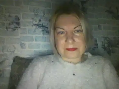 Lillia Ray online show from March 18, 2025, 5:01 pm