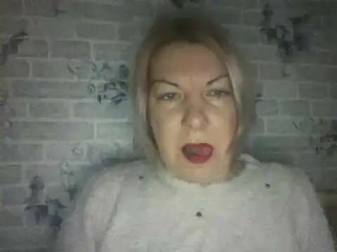 Lillia Ray online show from March 18, 2025, 1:55 pm