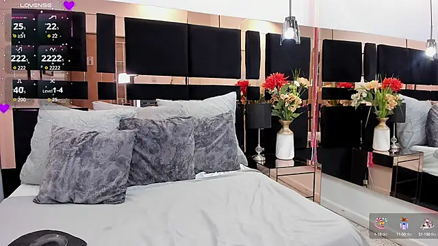 keylamillerr online show from October 11, 2025, 7:59 pm