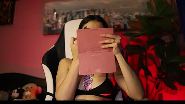 Danaa Rouse online show from February 27, 2026, 9:36 pm