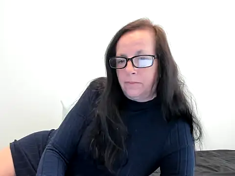 Snapshot of peachgoddess chatting on March 1, 2026, 1:44 pm peachgoddess online show from March 1, 2026, 1:44 pm