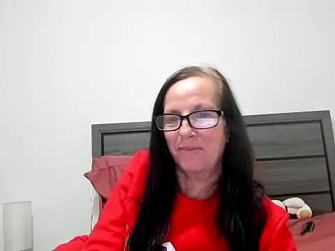 Snapshot of peachgoddess chatting on December 17, 2025, 4:06 am peachgoddess online show from December 17, 2025, 4:06 am