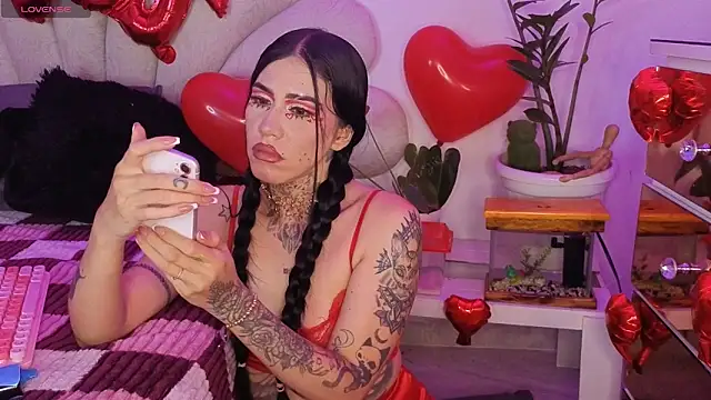 AnfisaLetyagho online show from September 21, 2025, 1:00 am