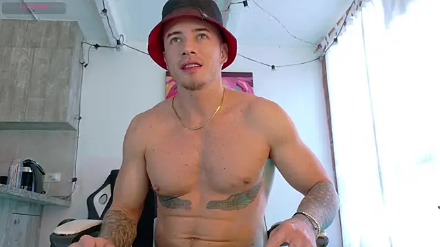 Ryannblue07 online show from September 28, 2025, 8:16 pm