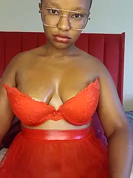 Snapshot of ShyTiny_Bae chatting on February 5, 2026, 7:15 am ShyTiny Bae online show from February 5, 2026, 7:15 am