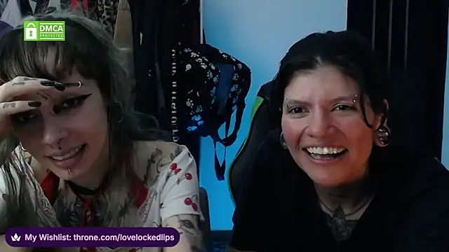 lovelockedlips online show from May 23, 2026, 4:00 am