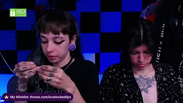 lovelockedlips online show from May 8, 2026, 6:12 pm