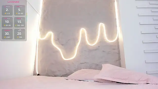 Any Roberth online show from November 2, 2025, 11:48 am