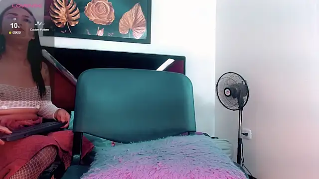 Dayana Dias online show from March 12, 2026, 11:14 am