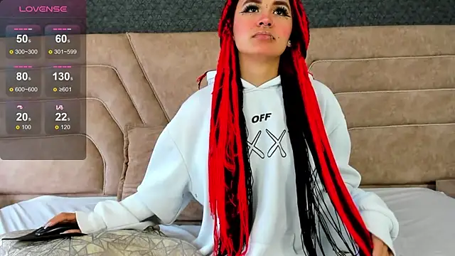 alice foxred online show from December 2, 2025, 3:14 pm