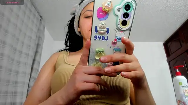 xx chloesex online show from April 11, 2026, 4:31 am