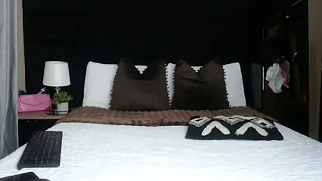 Snapshot of sexdevolxx chatting on April 3, 2026, 5:14 am sexdevolxx online show from April 3, 2026, 5:14 am