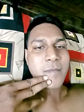 Snapshot of vikesh05 chatting on October 18, 2025, 9:28 pm vikesh05 online show from October 18, 2025, 9:28 pm