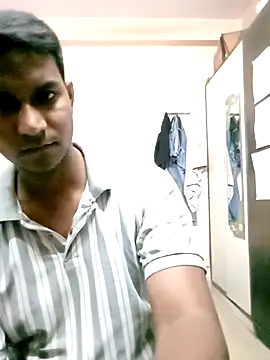 Snapshot of vikesh05 chatting on September 12, 2025, 6:07 pm vikesh05 online show from September 12, 2025, 6:07 pm