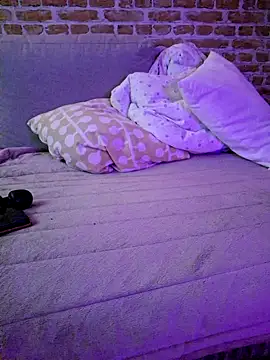 Snapshot of naturliebe chatting on April 13, 2026, 6:28 am naturliebe online show from April 13, 2026, 6:28 am