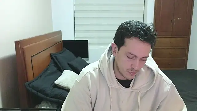 Snapshot of hardaftercum chatting on January 16, 2026, 2:26 am hardaftercum online show from January 16, 2026, 2:26 am