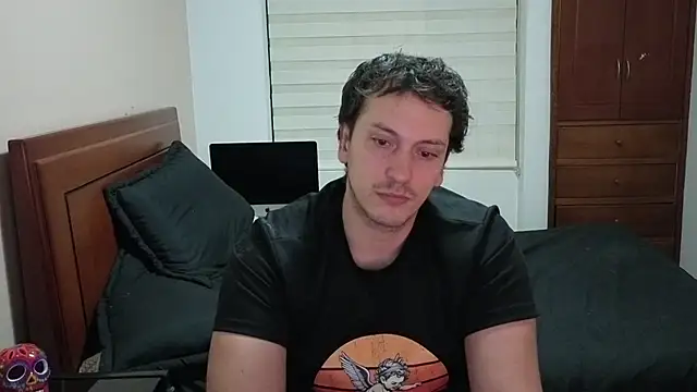 Snapshot of hardaftercum chatting on February 6, 2026, 3:24 am hardaftercum online show from February 6, 2026, 3:24 am