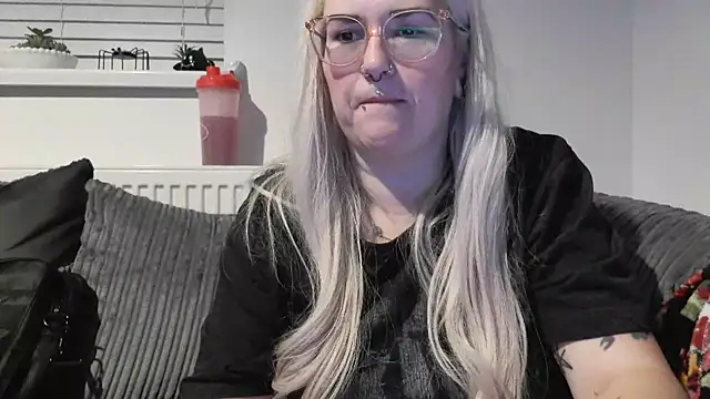 Sizzling Indie36 online show from September 25, 2025, 9:32 pm