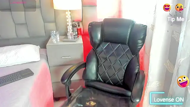 Snapshot of AliceStevens_ chatting on March 25, 2026, 3:00 pm AliceStevens online show from March 25, 2026, 3:00 pm