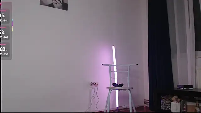 Snapshot of Natasha_Cameron22 chatting on November 18, 2025, 11:26 pm Natasha Cameron22 online show from November 18, 2025, 11:26 pm