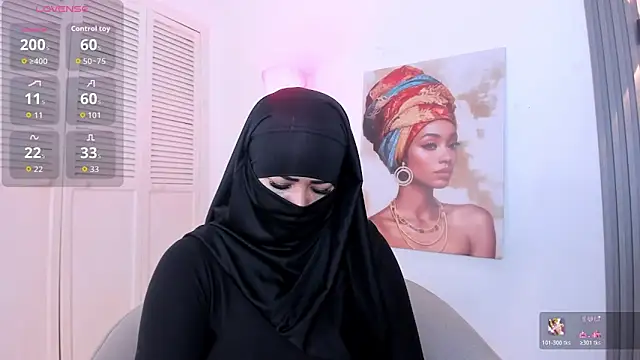 Layla arabelle online show from February 24, 2026, 8:10 pm