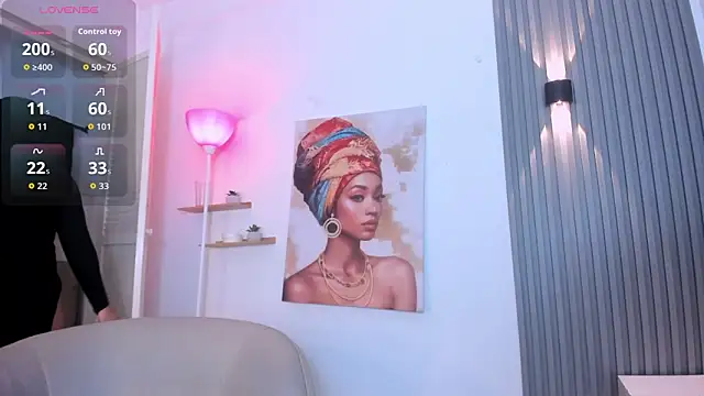 Layla arabelle online show from February 22, 2026, 8:32 pm