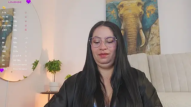 Snapshot of AliceCorner chatting on February 23, 2026, 12:06 pm AliceCorner online show from February 23, 2026, 12:06 pm