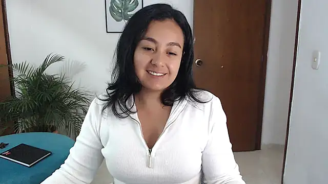 Themagicpotion online show from May 15, 2026, 4:16 pm