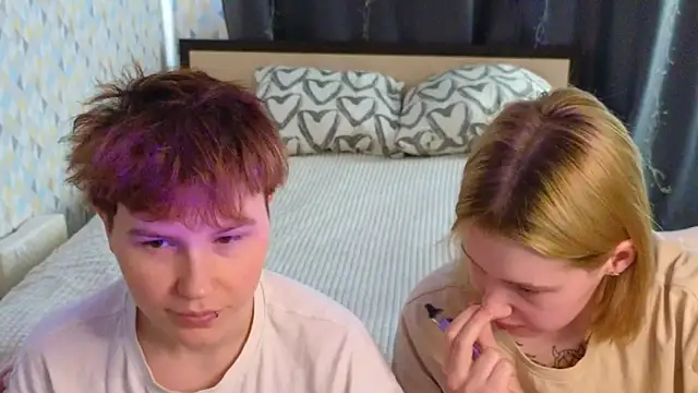 Snapshot of Tara_Lawson chatting on May 5, 2026, 3:42 am Tara Lawson online show from May 5, 2026, 3:42 am