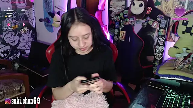 Sukychan  online show from November 16, 2025, 8:13 pm