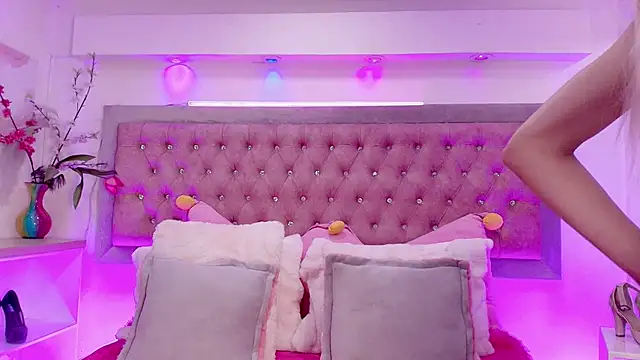 Andy Leex online show from November 30, 2025, 8:31 pm