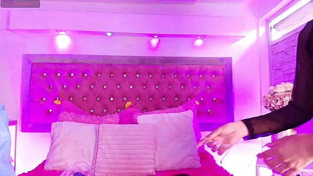 Snapshot of Andy_Leex chatting on February 1, 2026, 8:07 pm Andy Leex online show from February 1, 2026, 8:07 pm