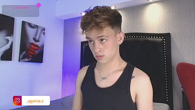 LiamWildx20 online show from February 7, 2026, 4:20 am