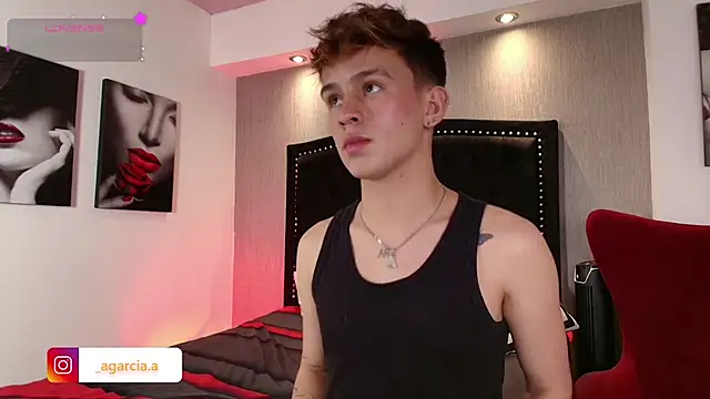 Snapshot of LiamWildx20 chatting on March 2, 2026, 5:30 am LiamWildx20 online show from March 2, 2026, 5:30 am