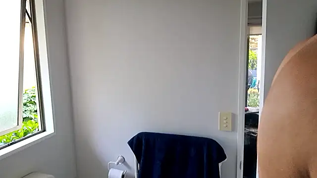 TAIZ69WORLD online show from November 5, 2025, 6:55 pm