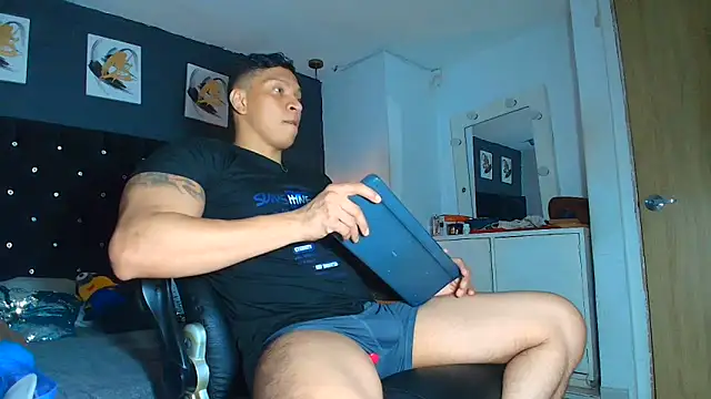 ethan dalton  online show from May 22, 2026, 3:48 am