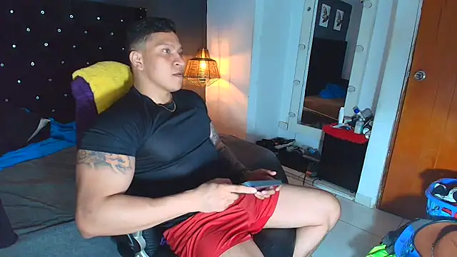 ethan dalton  online show from December 18, 2025, 3:11 am