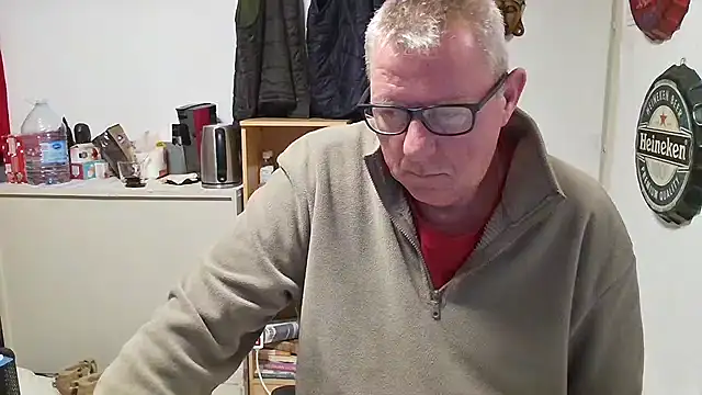 JamesBauer online show from April 11, 2026, 3:47 am