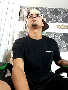 Snapshot of 317894 chatting on January 17, 2026, 4:10 pm 317894 online show from January 17, 2026, 4:10 pm