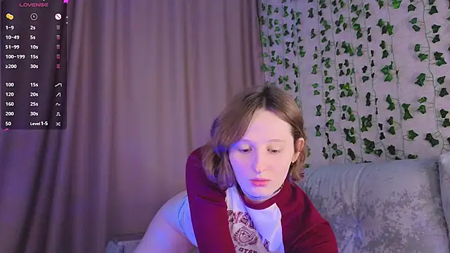 Snapshot of c0ralynx chatting on April 20, 2026, 4:52 pm c0ralynx online show from April 20, 2026, 4:52 pm