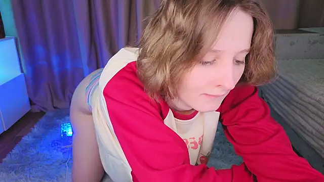 c0ralynx online show from April 11, 2026, 1:13 am