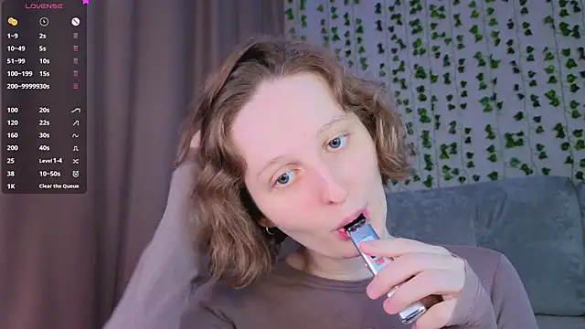 c0ralynx online show from April 1, 2026, 4:26 pm