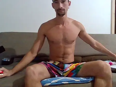 Snapshot of Mdbisc8 chatting on October 28, 2025, 10:20 pm Mdbisc8 online show from October 28, 2025, 10:20 pm