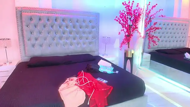 Lia adamsss online show from May 30, 2026, 3:57 am