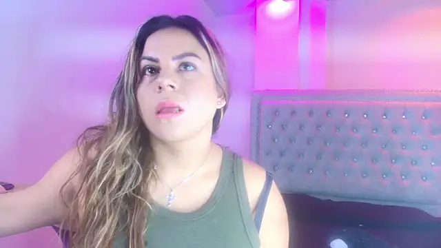 Lia adamsss online show from May 24, 2026, 4:01 am