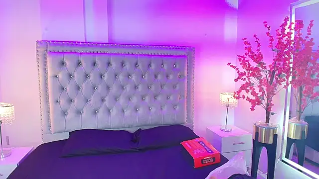 Lia adamsss online show from September 18, 2025, 1:08 am