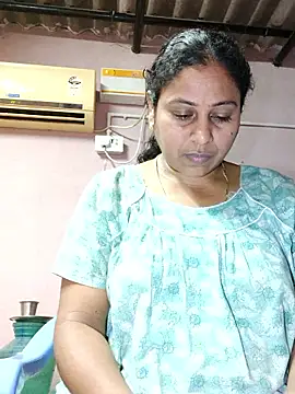 JENNIFERtamil online show from April 23, 2026, 7:48 am