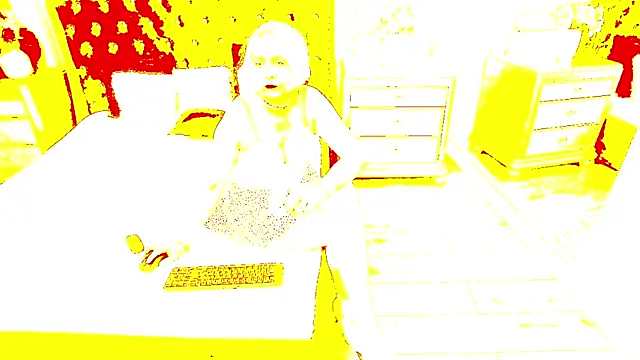 SuzzySun online show from February 27, 2025, 5:58 pm