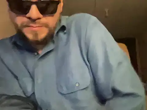 Snapshot of yKing7Torr4 chatting on September 28, 2025, 4:30 am yKing7Torr4 online show from September 28, 2025, 4:30 am